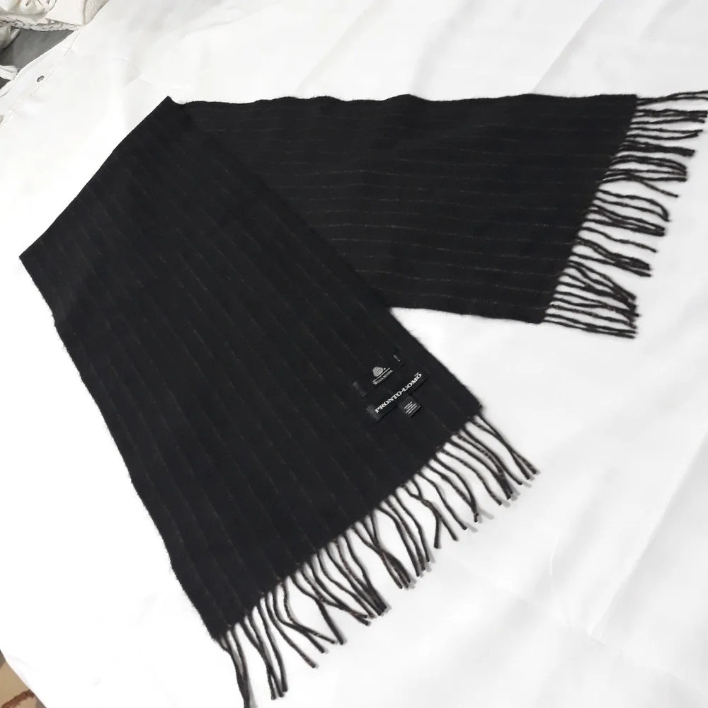 Pronto Uomo 100% Pure New Wool Black Pinstripe Scarf 64